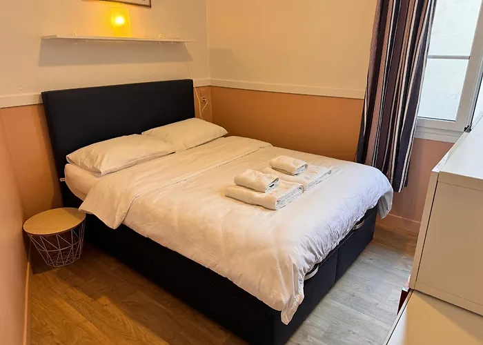Peaceful Flat W Wifi Very Close To Pl Massena Refurbished