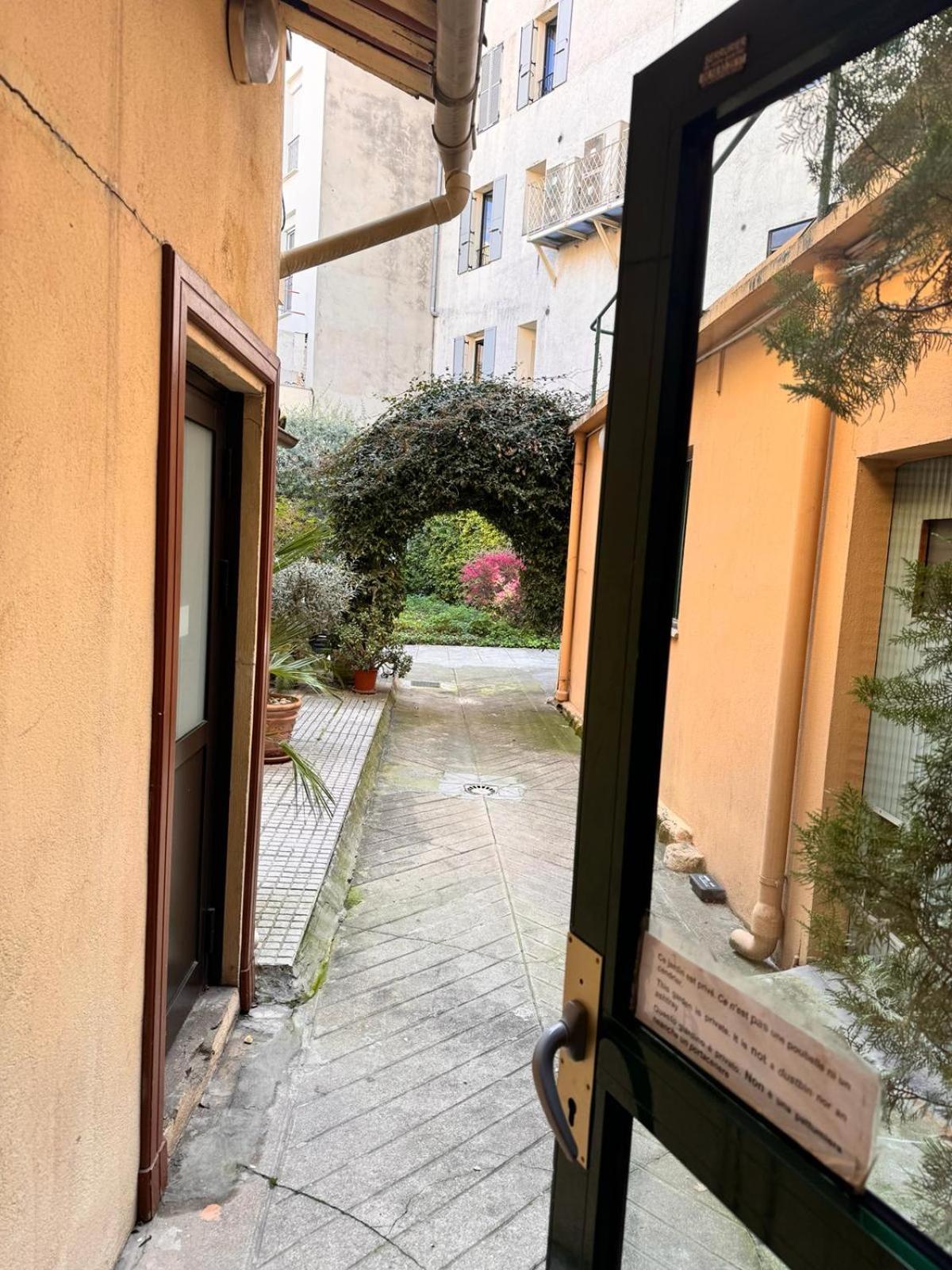Apartment Peaceful Flat W Wifi Very Close To Pl Massena Refurbished