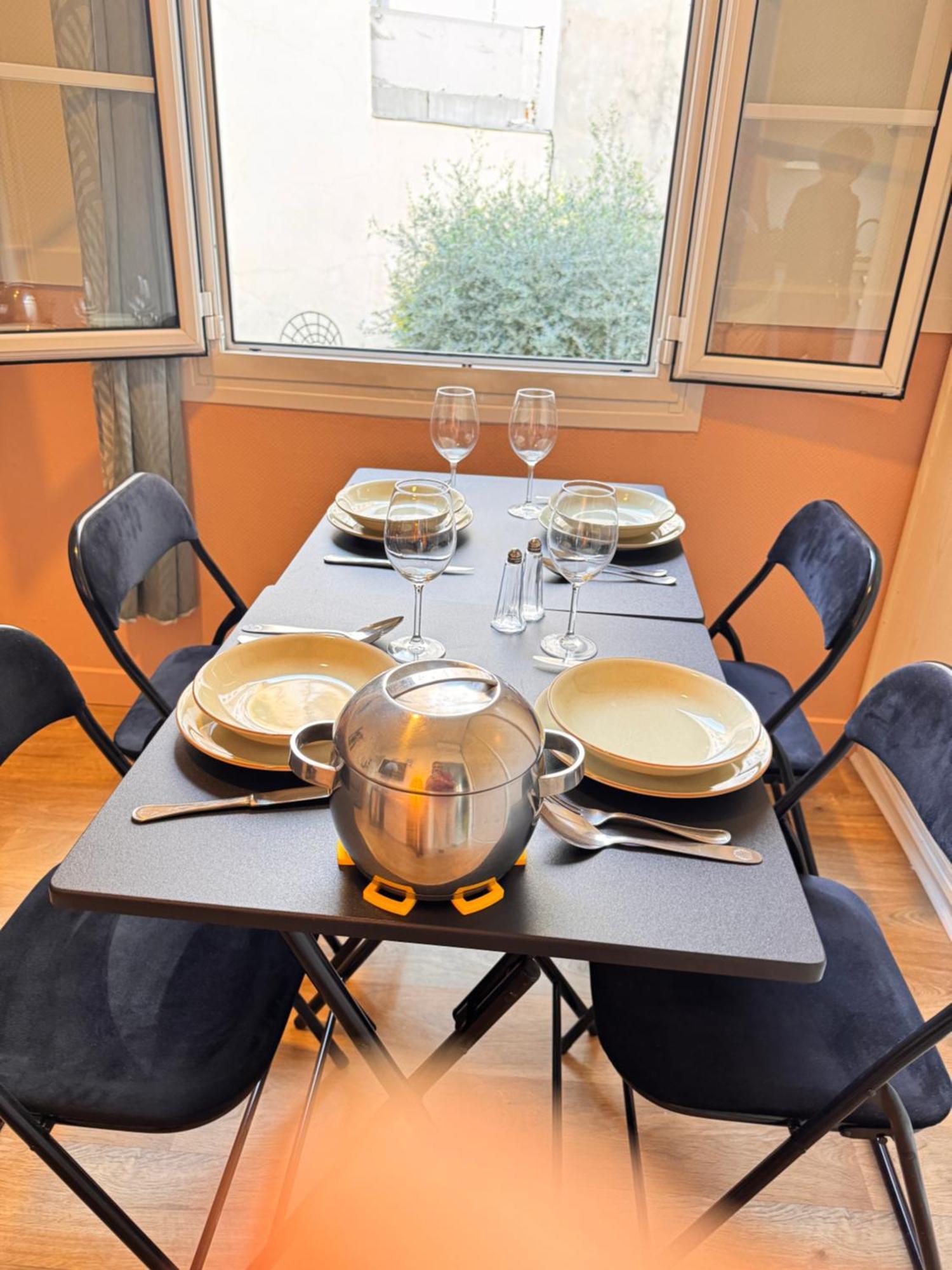 Peaceful Flat W Wifi Very Close To Pl Massena Refurbished Appartement *