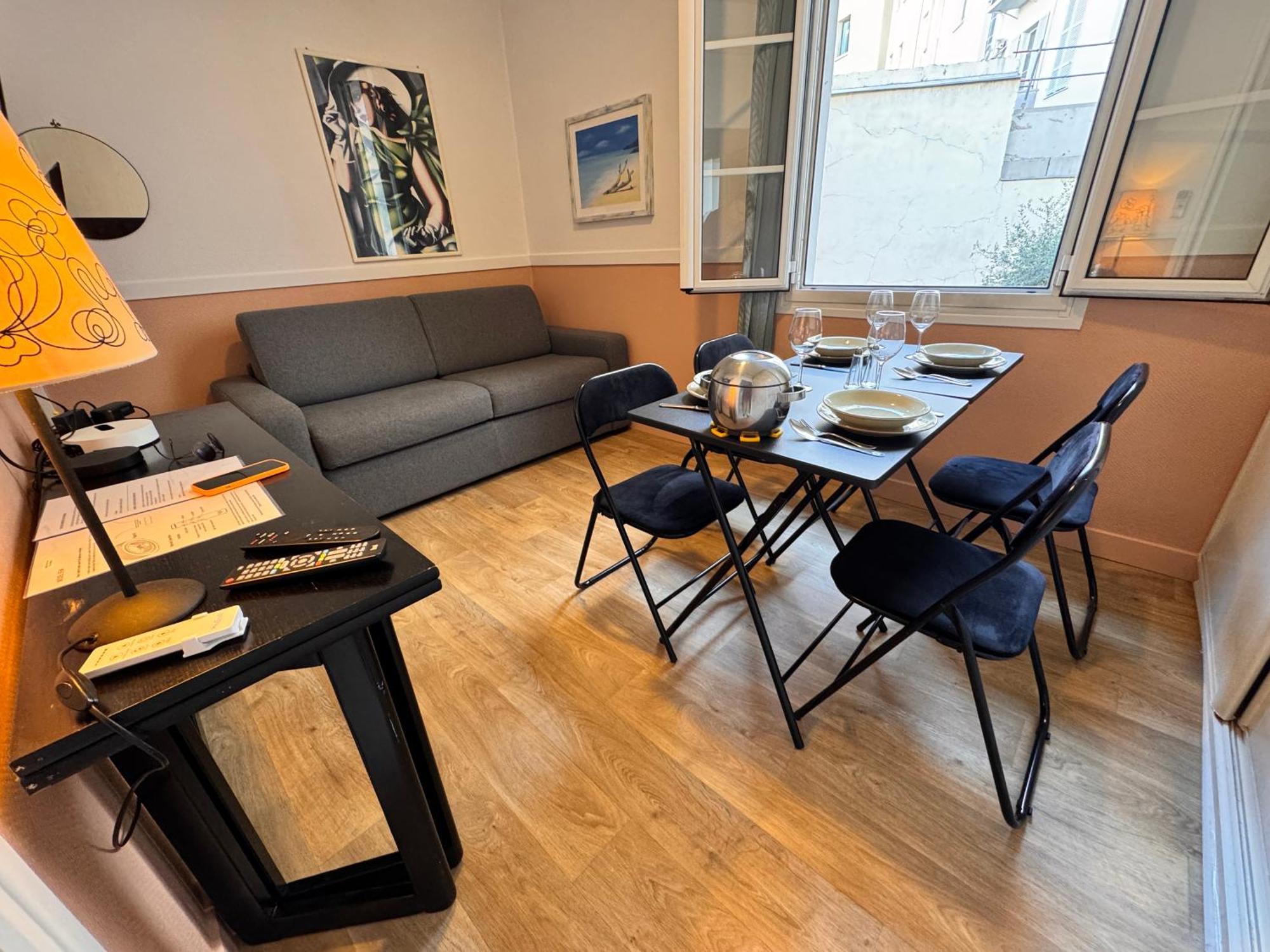 Appartement Peaceful Flat W Wifi Very Close To Pl Massena Refurbished *