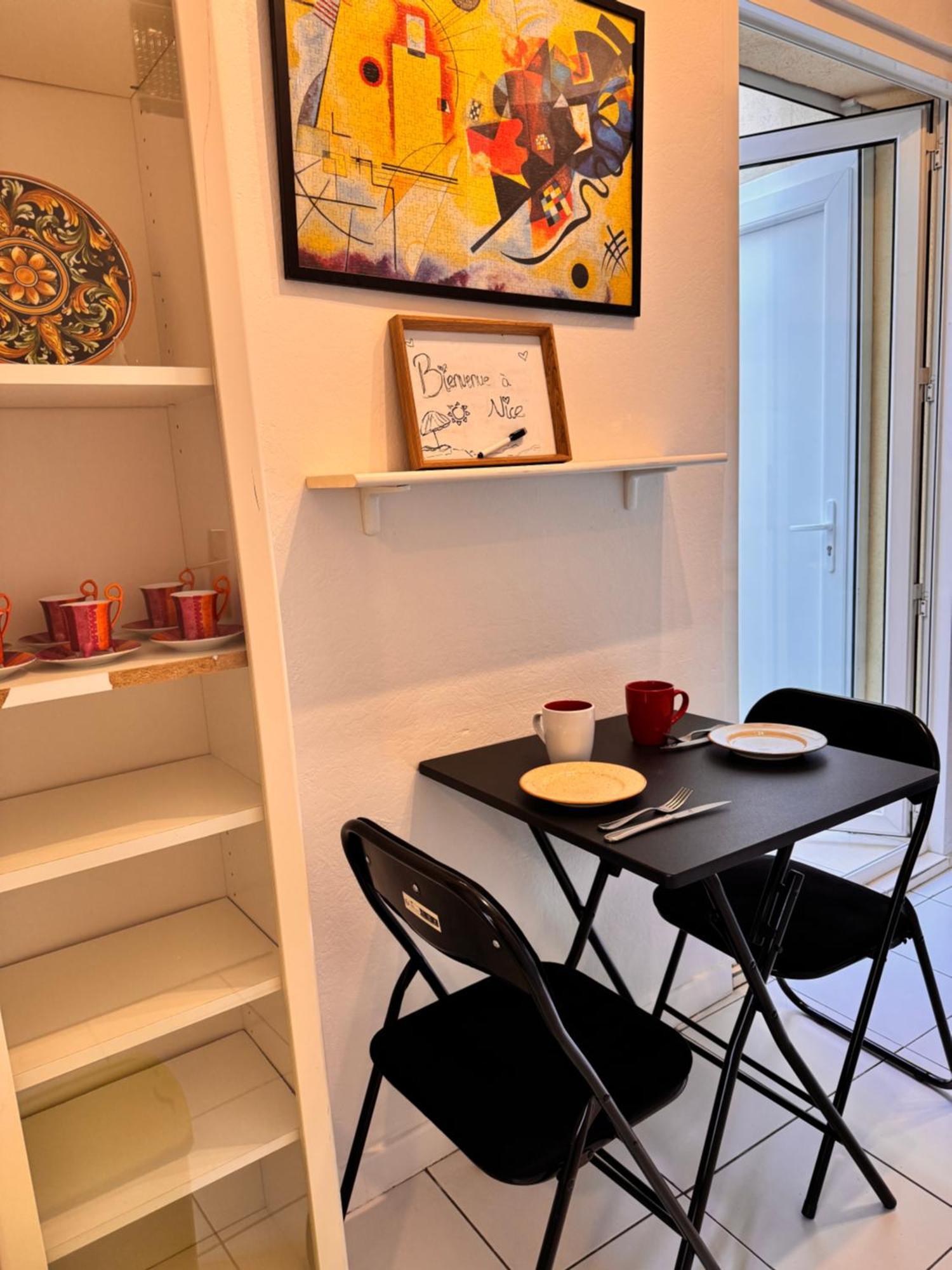 Apartment Peaceful Flat W Wifi Very Close To Pl Massena Refurbished